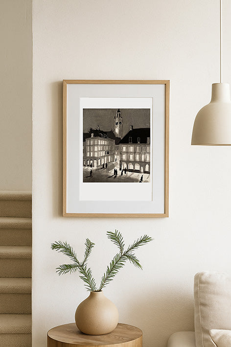 Affiche encadrée dans un salon de la Grand Place de Lille illuminée